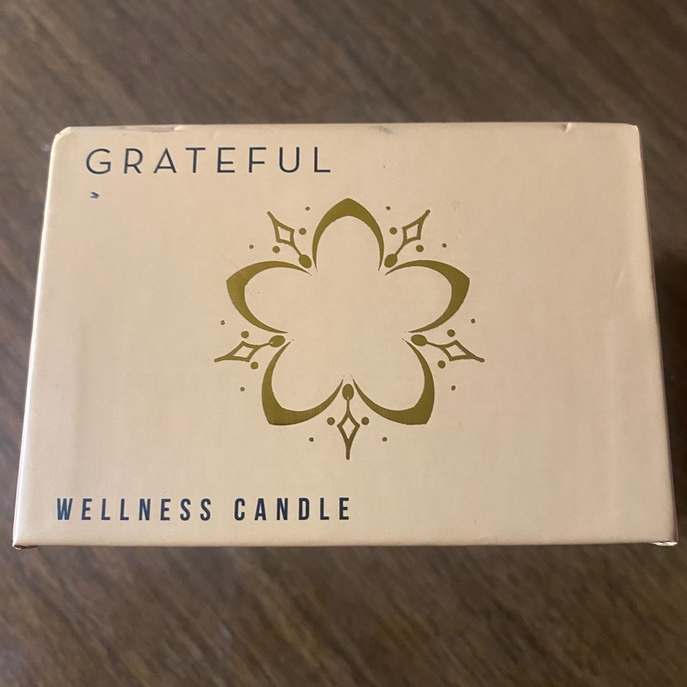 Wellness Candle Grateful Soy Blend Scented Candle Orange Lychee Patchouli - Picture 5 of 11